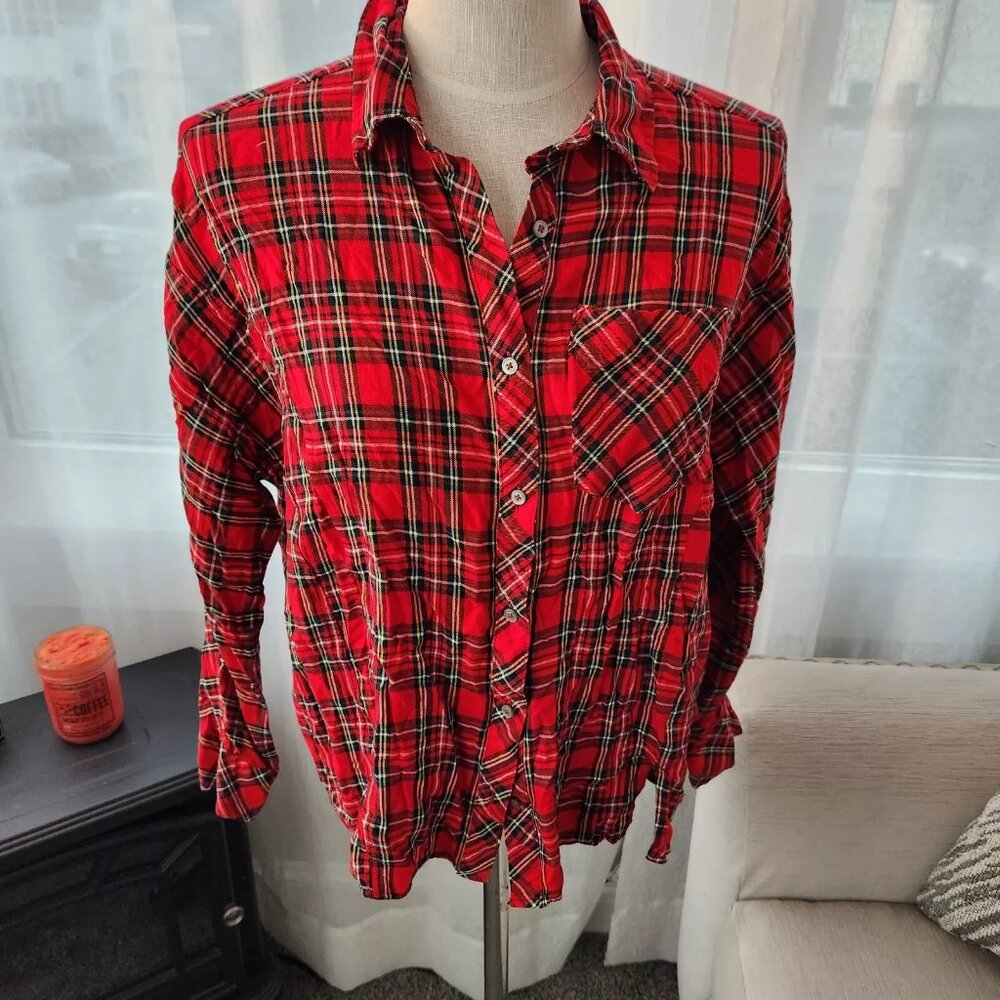 Vineyard Vines Size 6 red tartan Plaid Relaxed Button Down Shirt Red Blouse A2